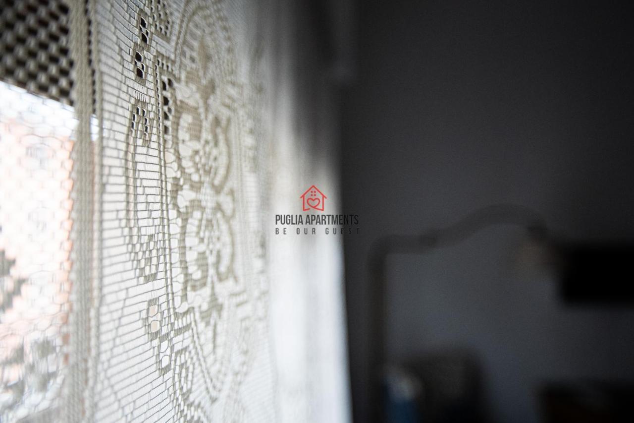 Golden And Silver House Bari Center Near The Trains ภายนอก รูปภาพ